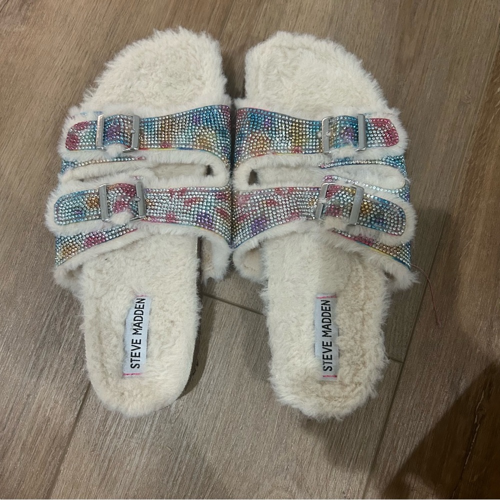 Steve Madden White Fuzzy Sandals with Multicolor Straps